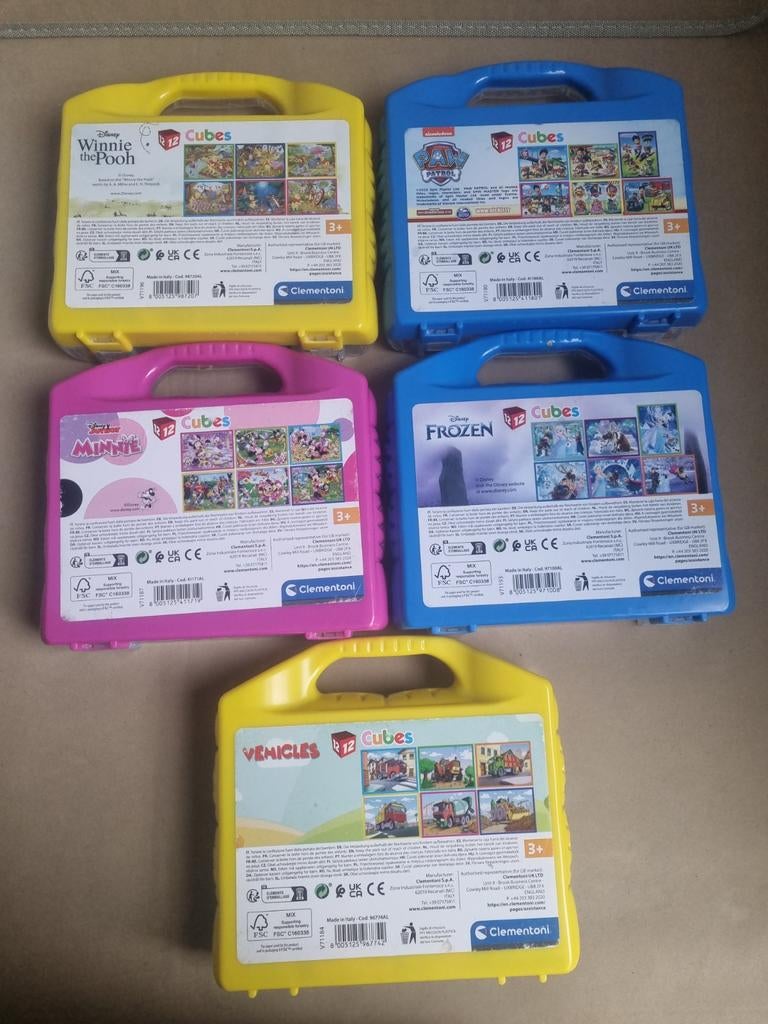 Set van 5 puzzelblokjes, Ophalen