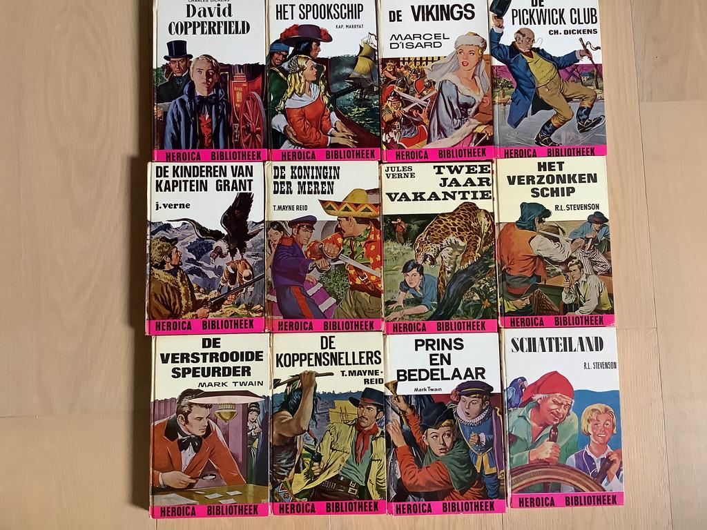 Heroica bibliotheek vintage boeken 24 stuks, Boeken, Ophalen, Gelezen