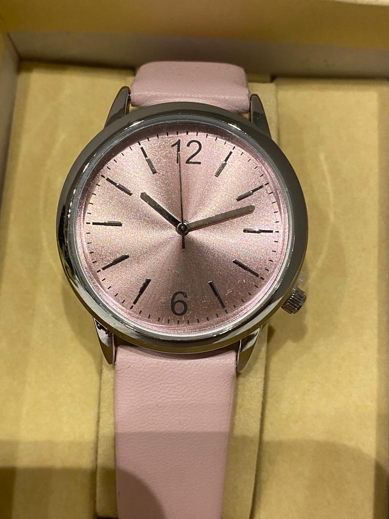 Nieuw uurwerk voor dames, Ophalen of Verzenden, Nieuw, Polshorloge