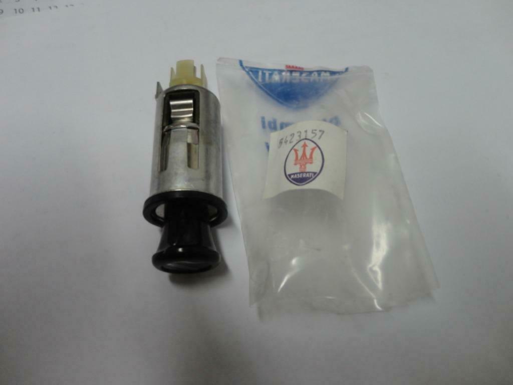 Briquet pour Maserati Merak, Indy et Ghibli, Enlèvement ou Envoi, Neuf, Maserati
