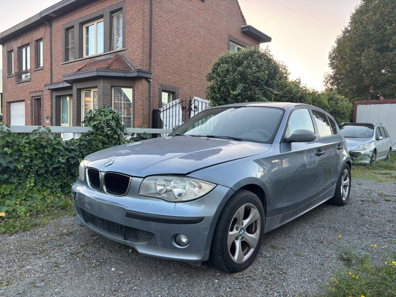 Bmw 116iBenzine/2006/Navigatie/Airco/Gekeurd* 1.749€, Auto's, Bedrijf, Handgeschakeld, Euro 4, 1 Reeks