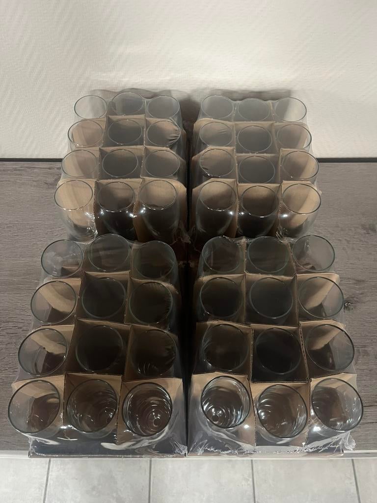 Verhuur champagne/cava glazen, Ophalen, Zo goed als nieuw