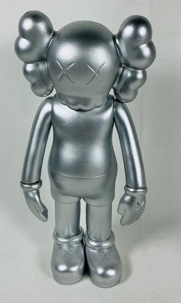KAWS figure modernist design figuur 2004, Antiek en Kunst, Verzenden