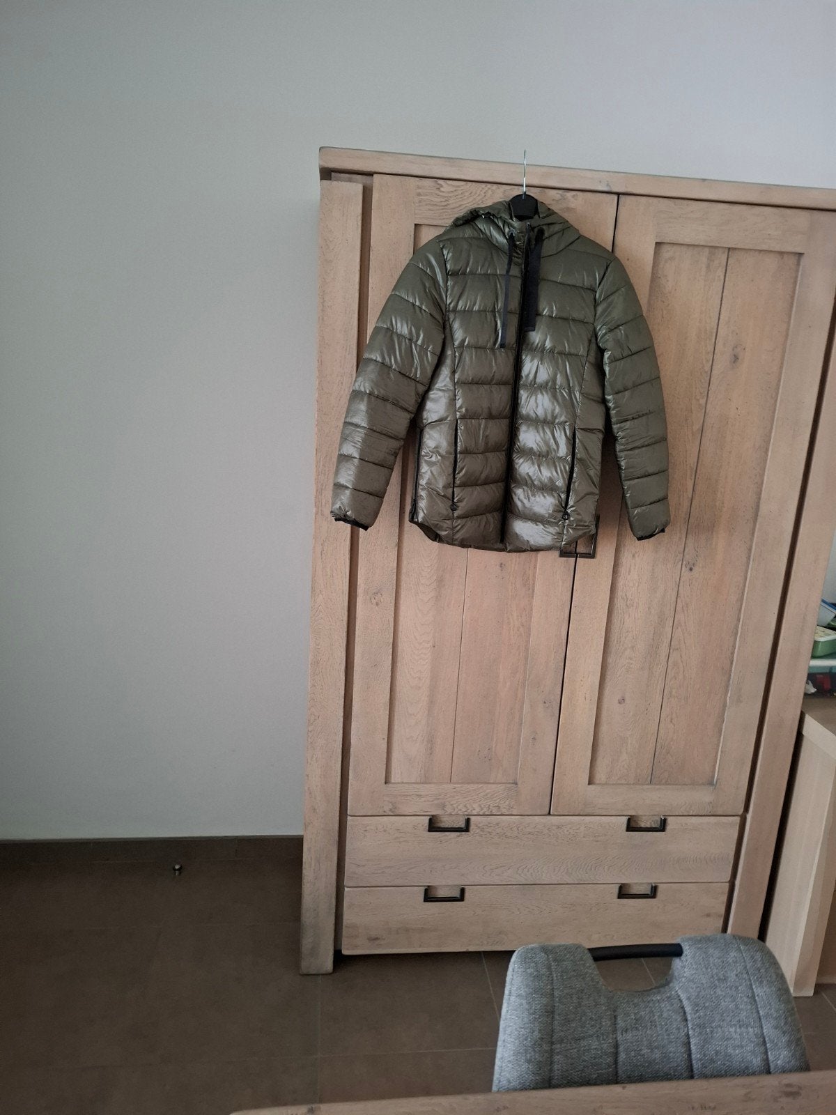 Donsjas Esprit donkergroen. M/L, Ophalen