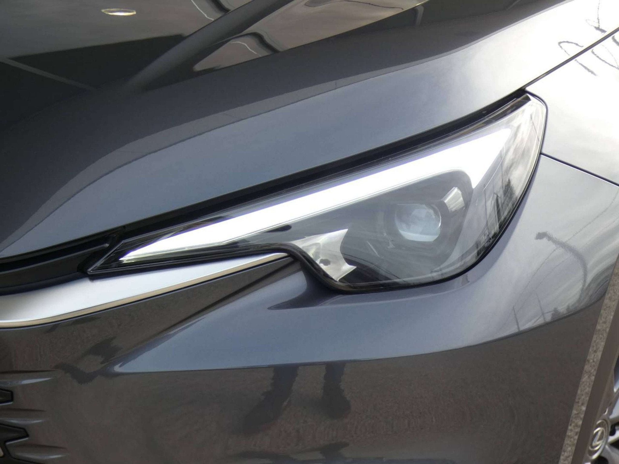 Lexus LBX Hybrid +GPS +Parkeercamera +Adaptieve cruise contr, Autos, 100 kW, Argent ou Gris, Achat, Entreprise