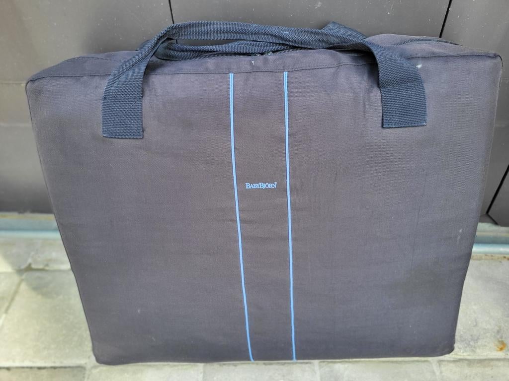 Lit parapluie Babybjorn, Enlèvement