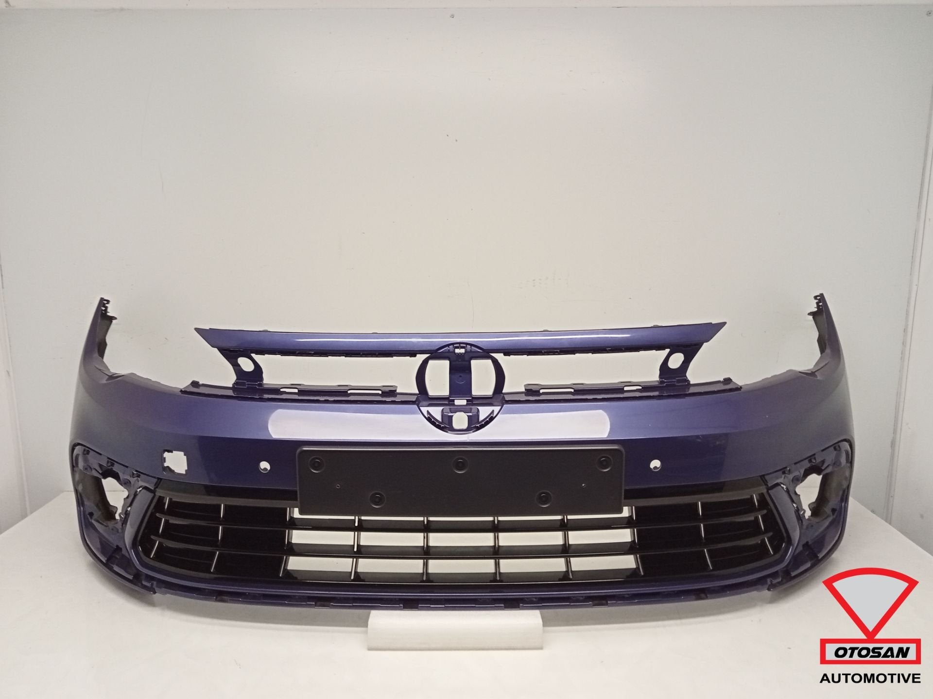 VW Polo VI 2G Facelift 2021+ R-Line Voorbumper 4x PDC, Auto-onderdelen, Carrosserie, Bumper, Volkswagen, Gebruikt