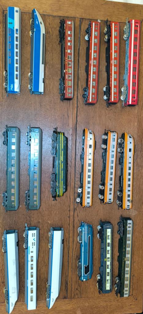 Gros lot de locomotives et wagons., Enlèvement