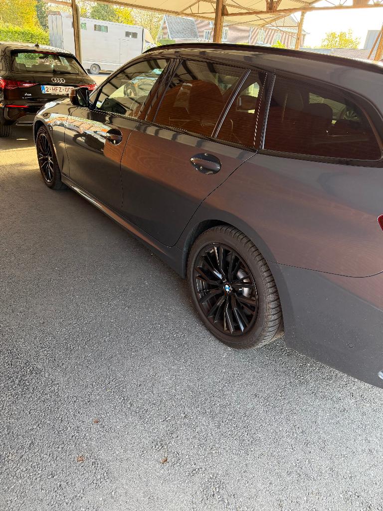 Wintervelgen/banden 18'' BMW 3 serie Zwarte Velg, Ophalen, 18 inch, Gebruikt, 255 mm