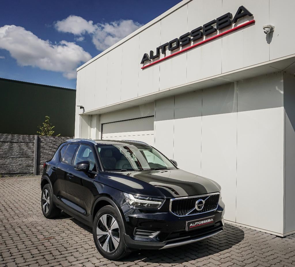 Volvo XC40 1.5 Momentum Aut. Camera/Leer/Garantie *69757km*, Auto's, Zwart, Leder, 5 zetels, 5 deurs