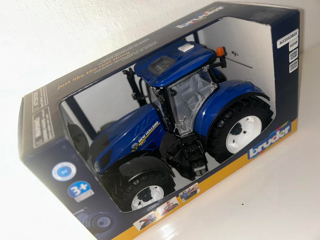 Bruder New Holland T7.315 tractor 1:16 – NIEUW + accessoires, Ophalen of Verzenden, Zo goed als nieuw