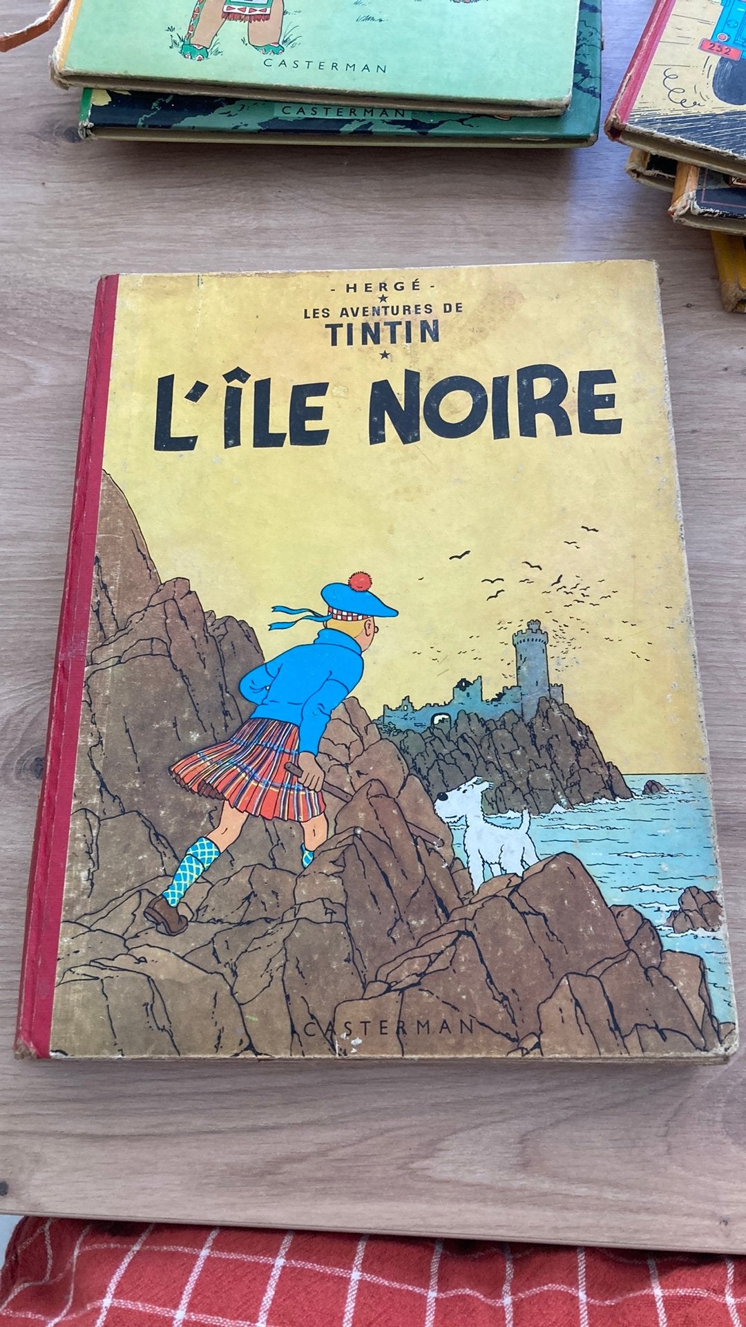 Tintin et l’ile noire, Livres, Enlèvement, Utilisé, Livre d'images