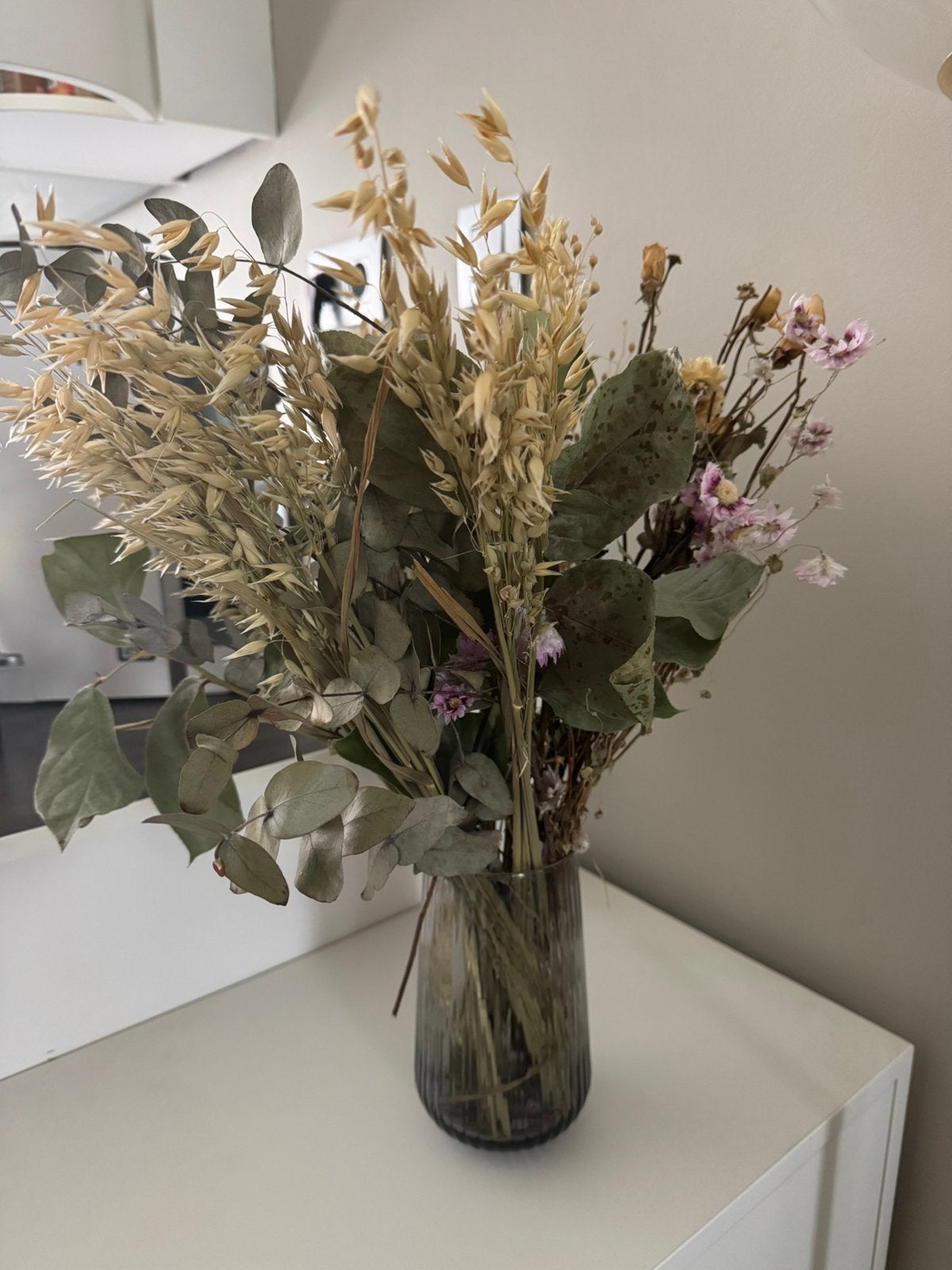 Vase avec bouquet de fleurs séchées, Maison & Meubles, Accessoires pour la Maison | Fleurs séchées, Enlèvement, Comme neuf