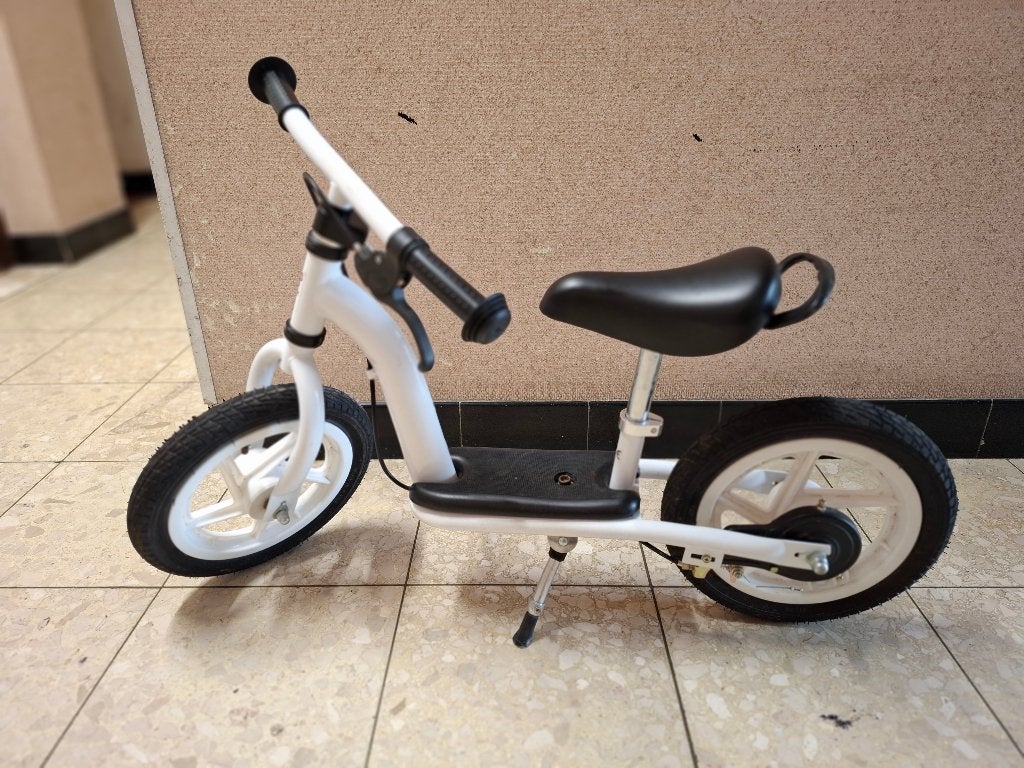 Loopfiets / kinderfiets 12 inch, Fietsen en Brommers, Ophalen, Zo goed als nieuw