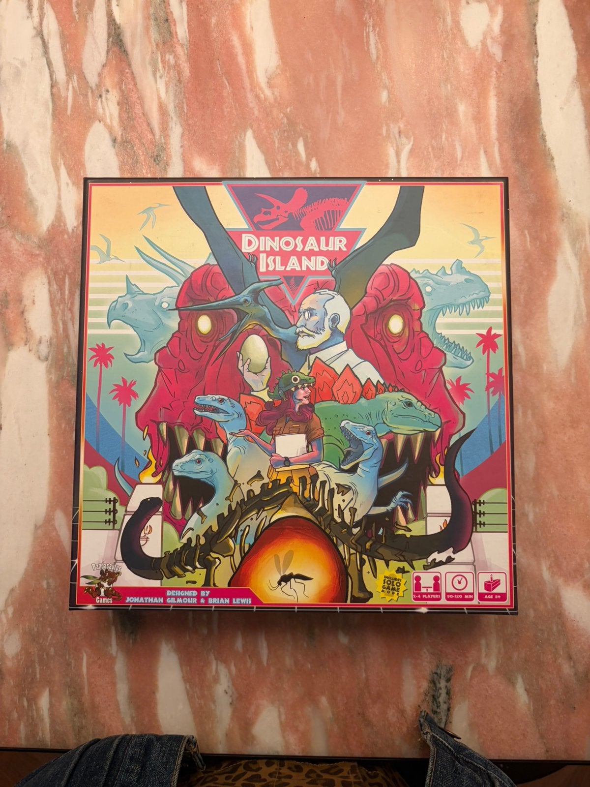 Dinosaur Island, Ophalen of Verzenden, Zo goed als nieuw