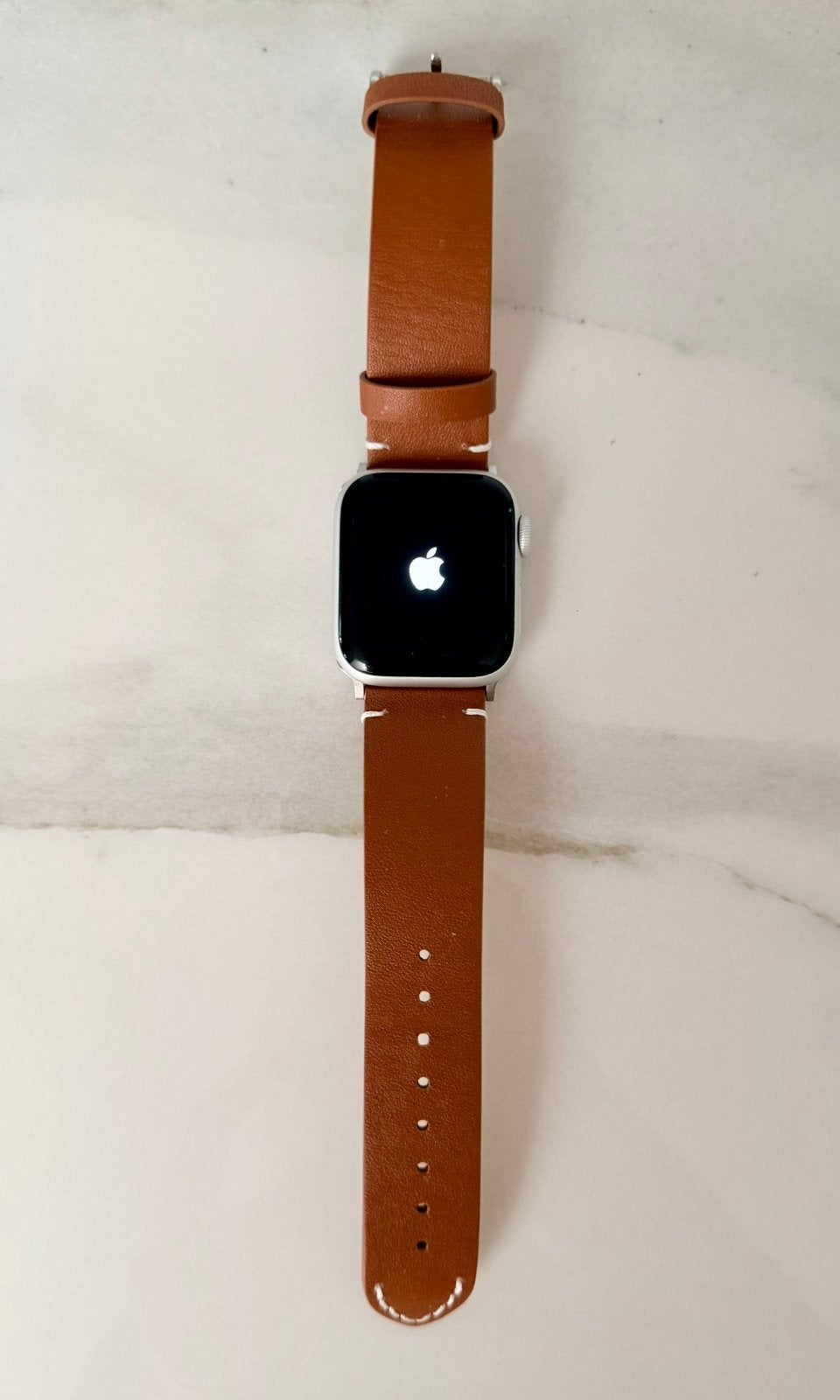 Apple Watch Series 5 40 mm GPS zilver bat 95% 2 banden, Gebruikt, IOS, Ophalen of Verzenden, Afstand
