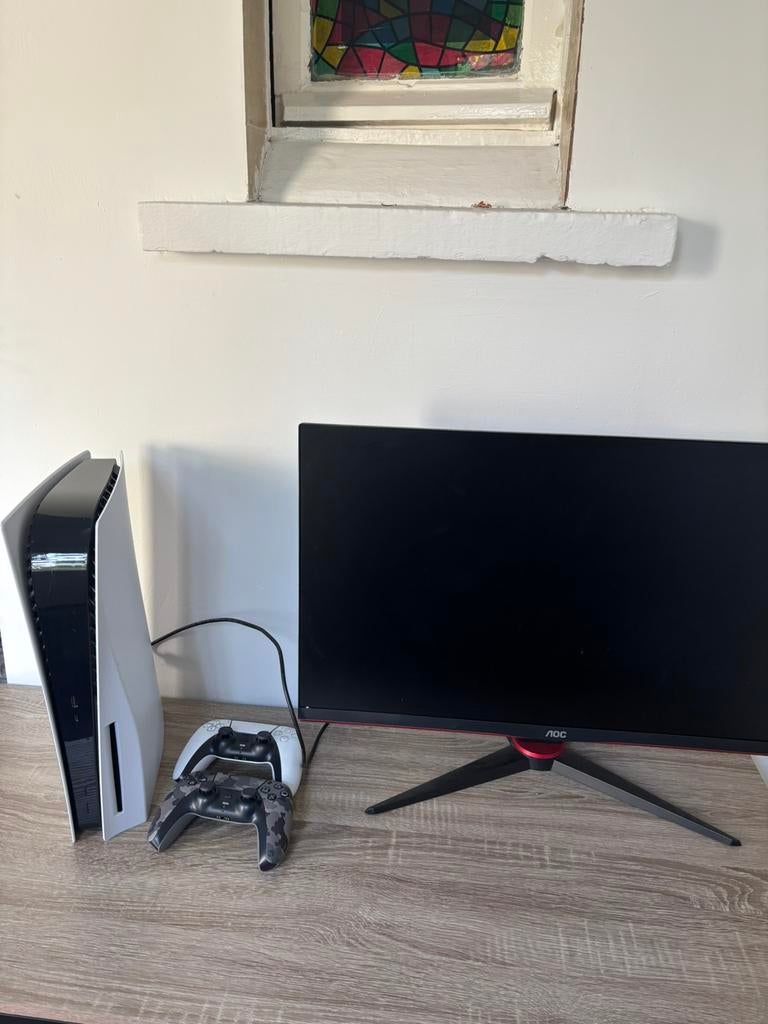 PS5 Disc Edition 825GB + 2 controllers + AOC 165Hz monitor, Enlèvement, Comme neuf