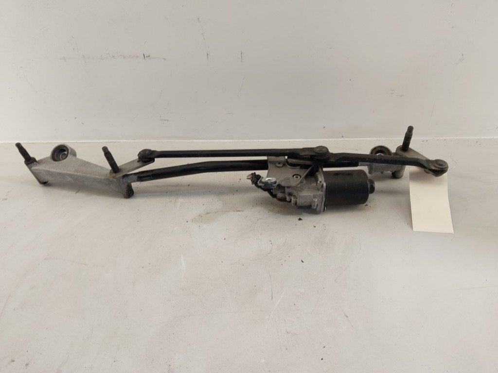 MOTEUR + TRINGLERIE ESSUIE GLACE AVANT GLA (156.9), Autos : Pièces & Accessoires, Valeo, Mercedes-Benz, Utilisé, 100, rue de Courcelles
75017  Paris, FR