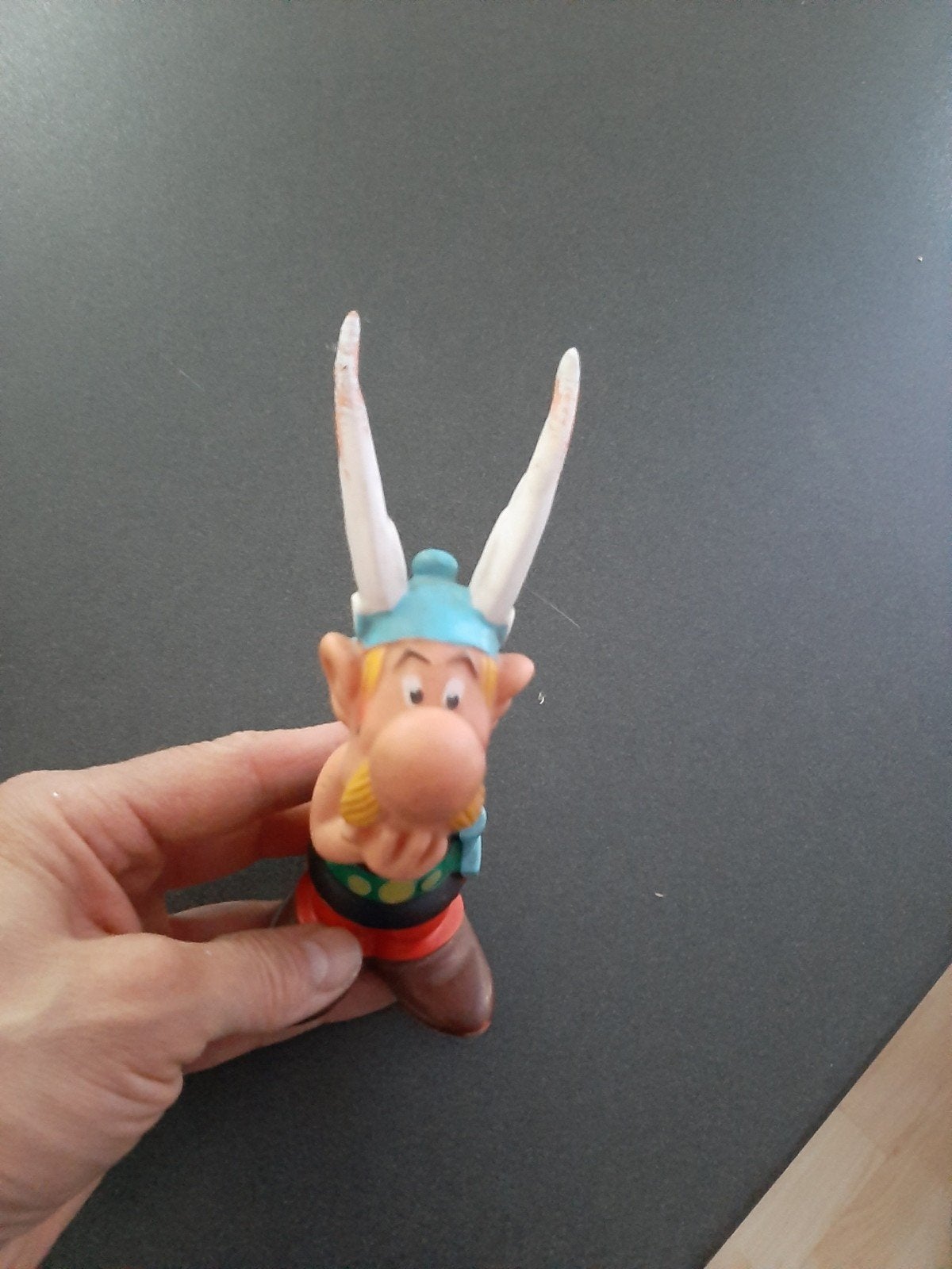 Pouet Astérix avec sifflet 1968, Enlèvement ou Envoi