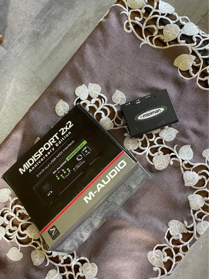 Interface USB MIDI M-Audio Midisport 2x2 Anniversary Edition, Muziek en Instrumenten, Ophalen, Zo goed als nieuw