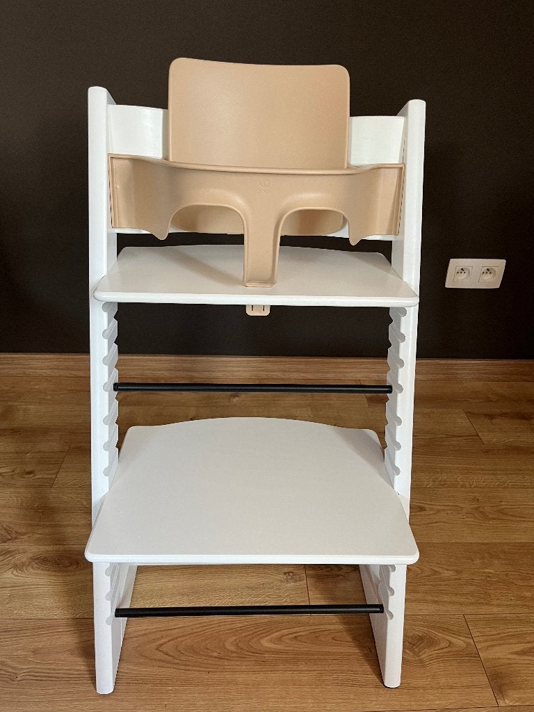 Witte trip trap eetstoel met beige babyzitje, Ophalen, Nieuw, Meegroeistoel, Aanschuifbaar