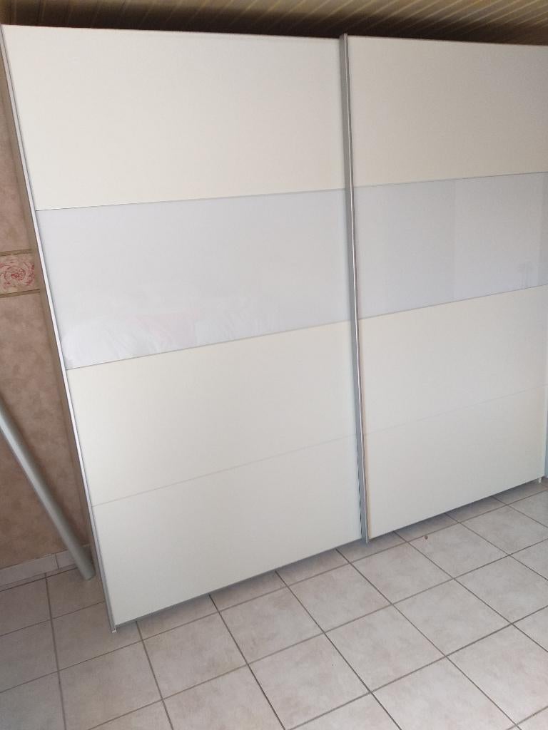 Kleerkast., Huis en Inrichting, Overige materialen, Modern., 200 cm of meer, Nieuw