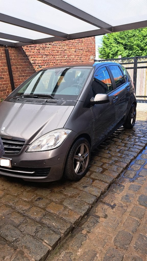 MERCEDES A 169  / A180 diesel bwj 2010, Autos, Mercedes-Benz, Boîte manuelle, 5 portes, Diesel, Particulier