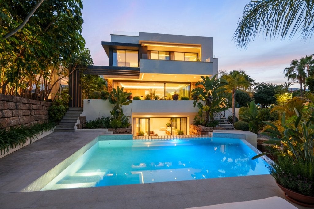 Huis te koop, Estepona, Costa del Sol, Spanje, Immo, Buitenland, Spanje