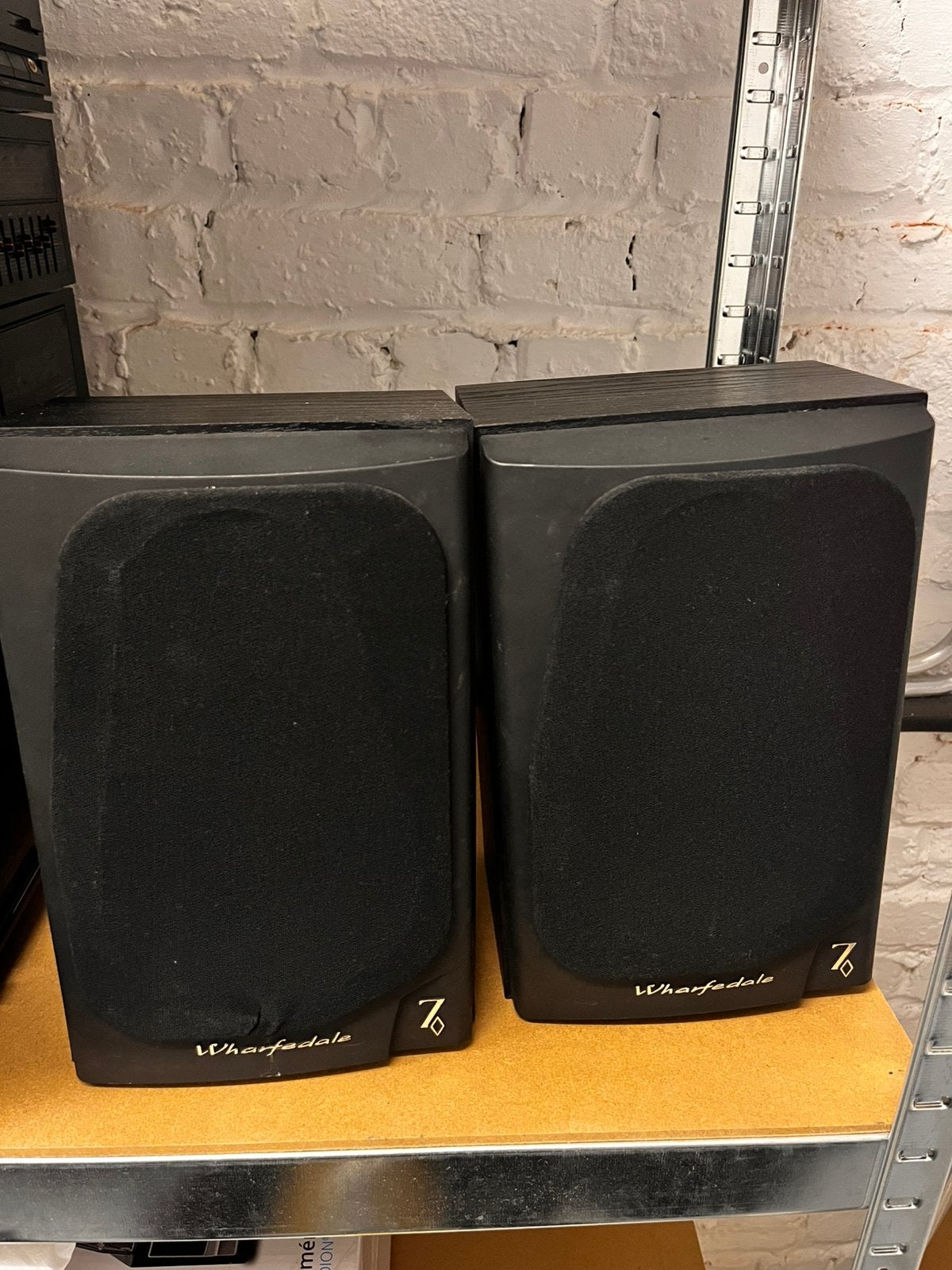 Twee Wharfedale diamond 7.1 speakers, TV, Hi-fi & Vidéo, Enceinte d'étagère, Compatible son surround/home cinéma, Wharfedale, 60 à 120 watts