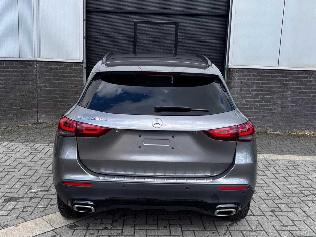 2021 Mercedes-Benz GLA 250 Hybrid Hatchback Personenauto, Auto's, Mercedes-Benz, Automaat, Gebruikt, Euro 6, Bedrijf
