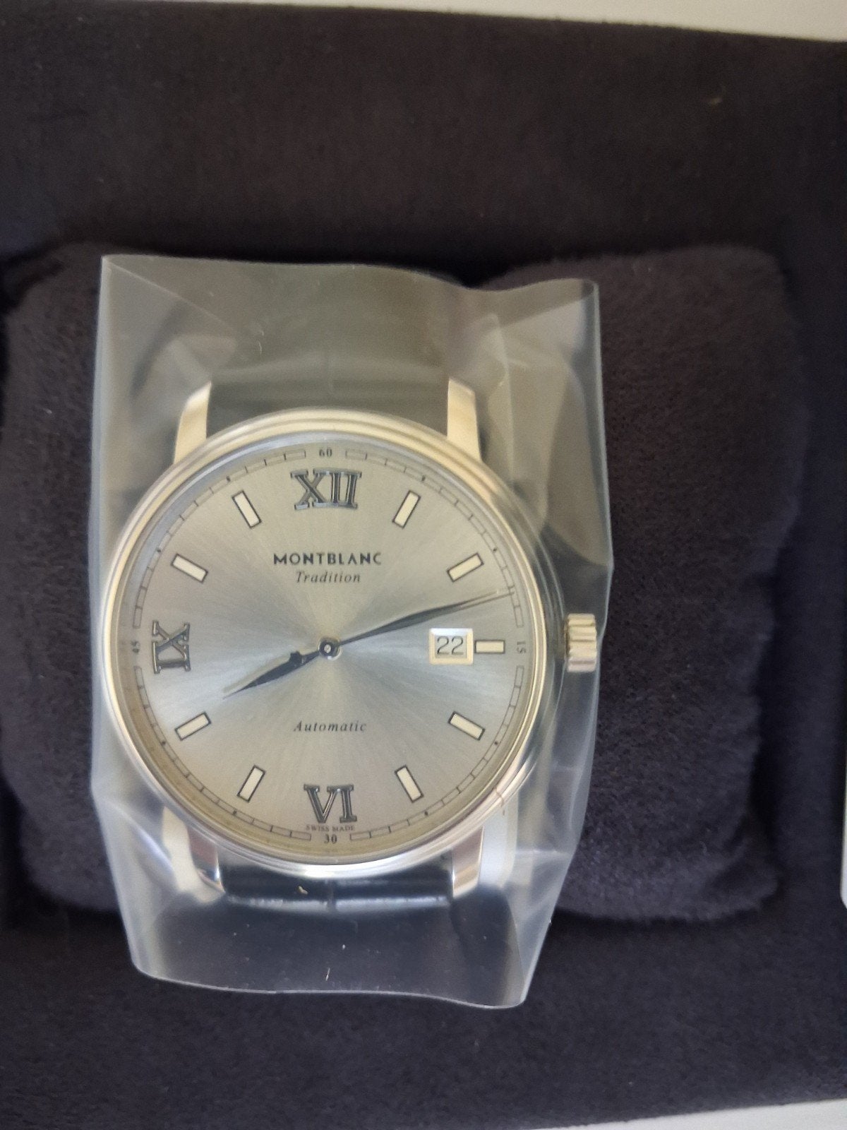 Montblanc Tradition Automatic Date, Enlèvement, Acier