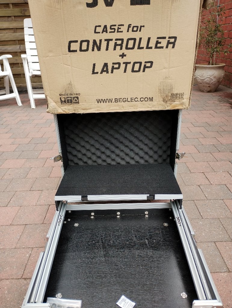 Flightcase voor laptop en controller, Muziek en Instrumenten, Ophalen, Zo goed als nieuw, Flightcase