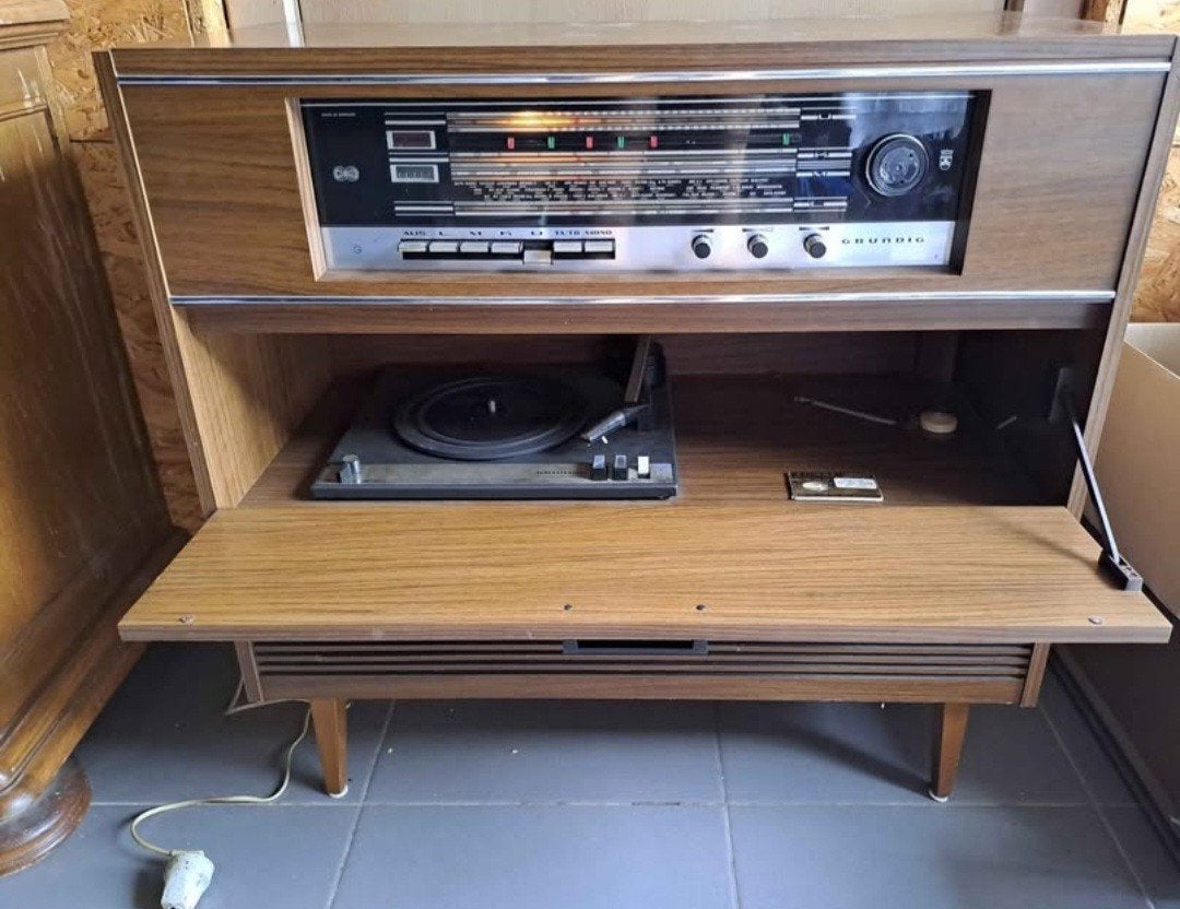 Grundig Stereo Konzertschrank Como de Luxe, Antiek en Kunst, Ophalen