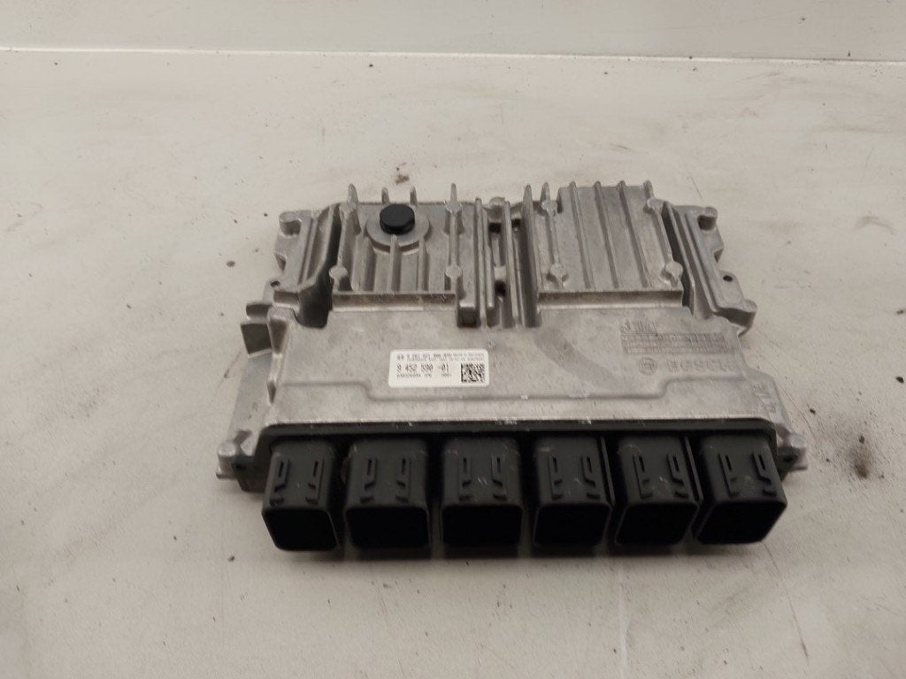 CALCULATEUR MOTEUR ECU BMW X2 (F39) (01-2017/10-2023), Robert Bosch AG, Utilisé, BMW, Robert-Bosch-Allee 1
74232  Abstatt, DE