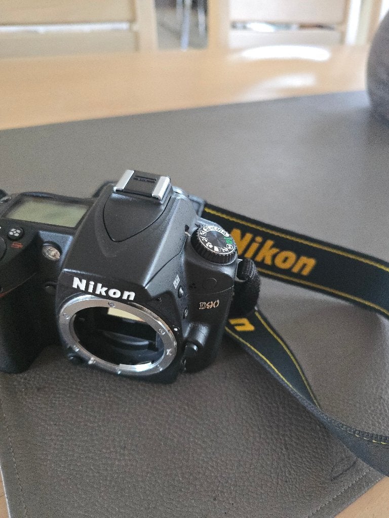 Nikon body D90, TV, Hi-fi & Vidéo, Appareils photo numériques, Sans zoom optique, Enlèvement, Utilisé, Nikon
