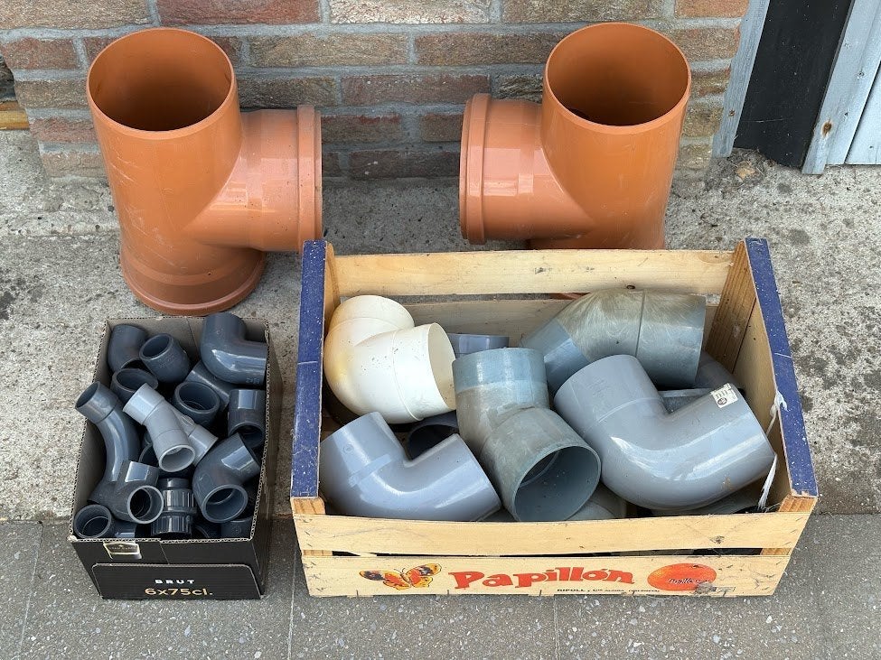 Assortiment PVC koppelingen, Ophalen, Bochten, PVC, Zo goed als nieuw