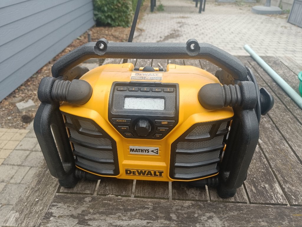 Dewalt werfradio DCR016, Audio, Tv en Foto, Radio's, Zo goed als nieuw, Bouwradio, Ophalen