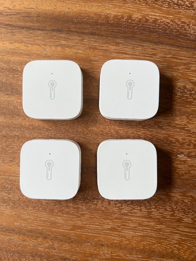 Aqara Temperatuur Luchtvochtigheid Sensor WSDCGQ11LM Zigbee, Computers en Software, Overige Computers en Software, Zo goed als nieuw