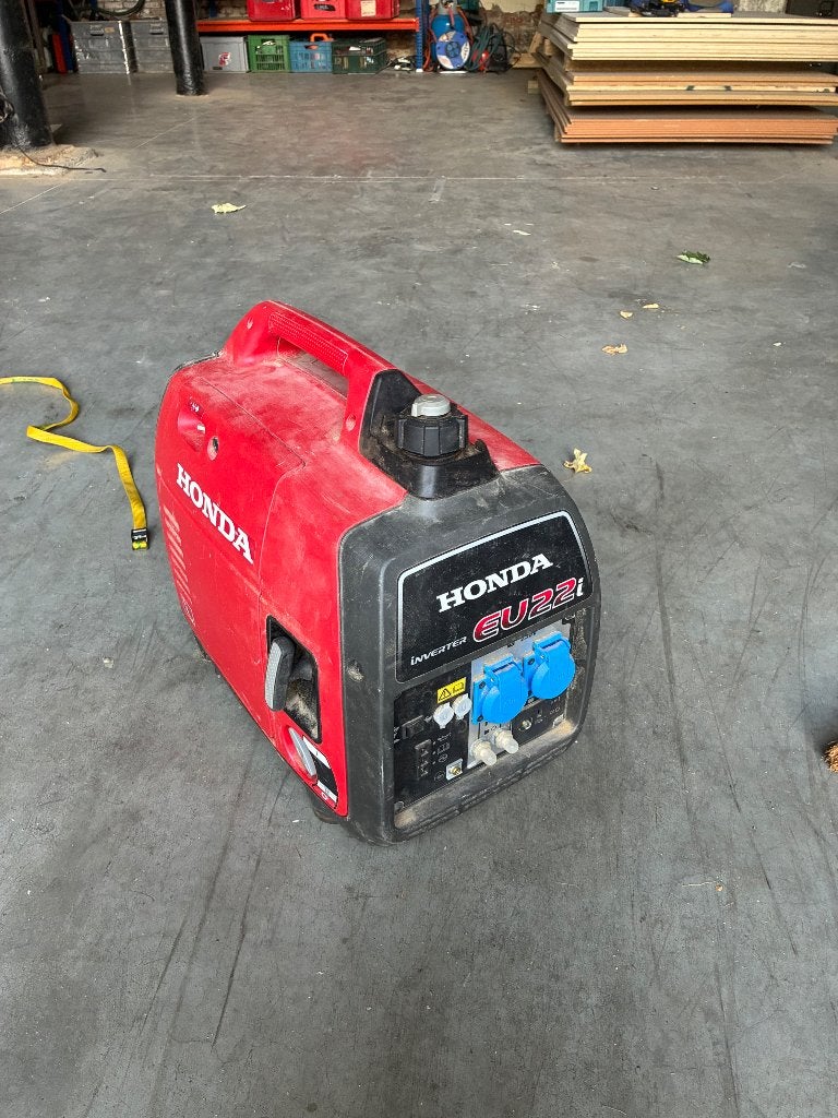 Generator honda eu22i, Enlèvement, Comme neuf, Essence