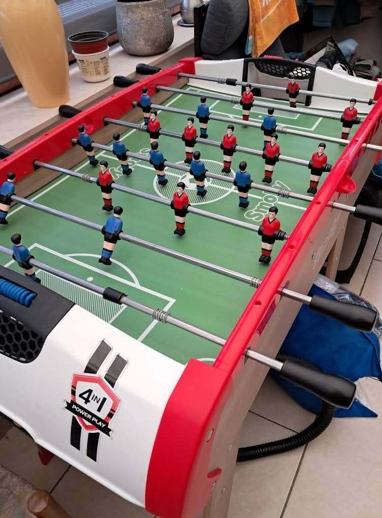 Kiker, Enfants & Bébés, Jouets | Tables de football, Enlèvement