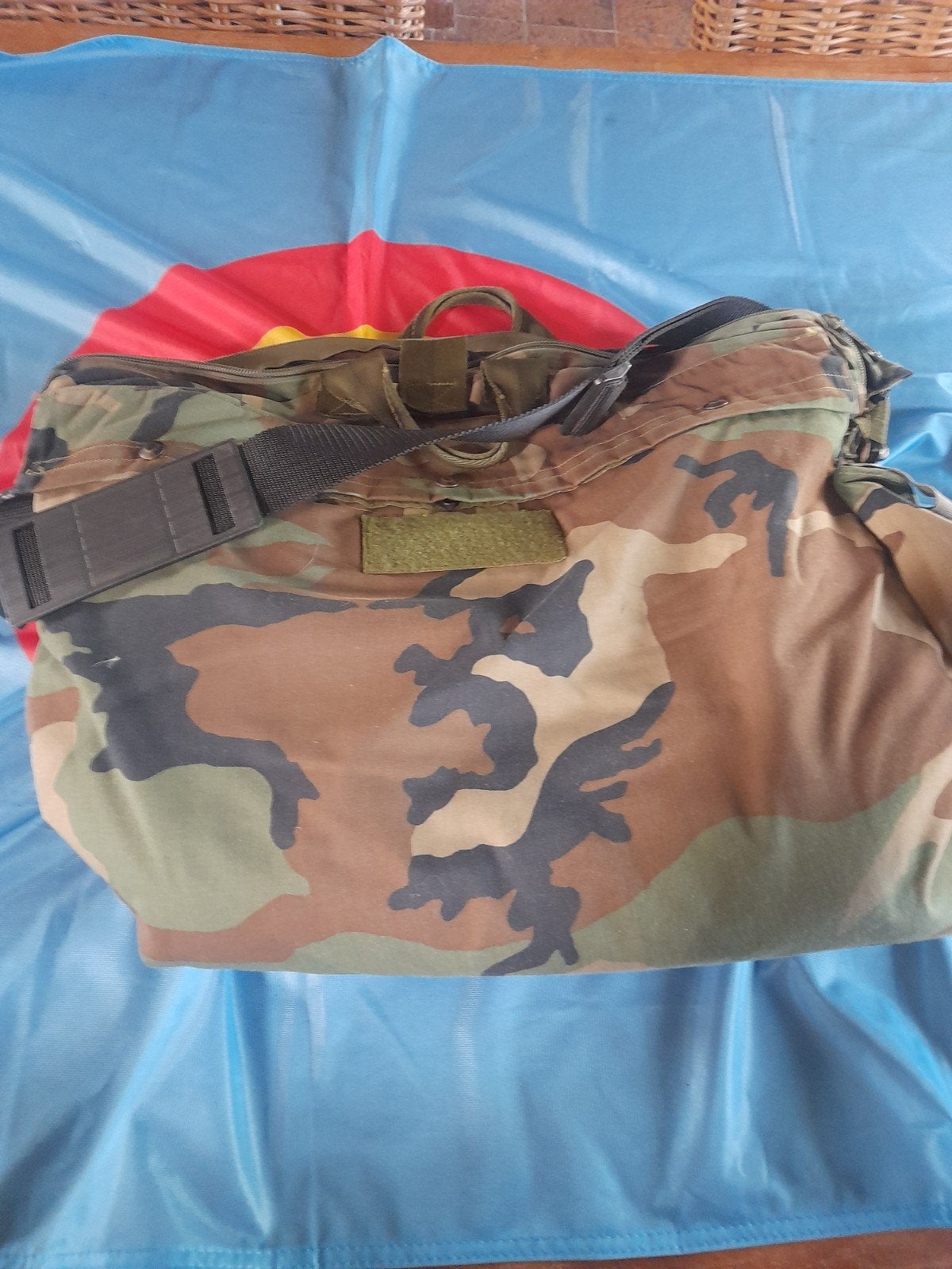 Bag, Flyers Helmet HGU-56/P kamouflage met draagriem, Verzamelen, Ophalen of Verzenden, Gebruikt, Overige typen