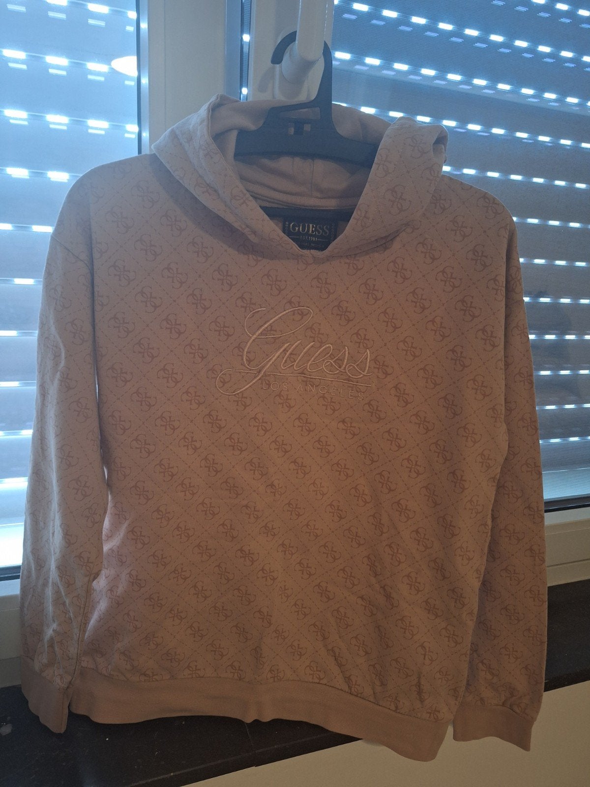 pull Guess fille 10 ans, Enlèvement