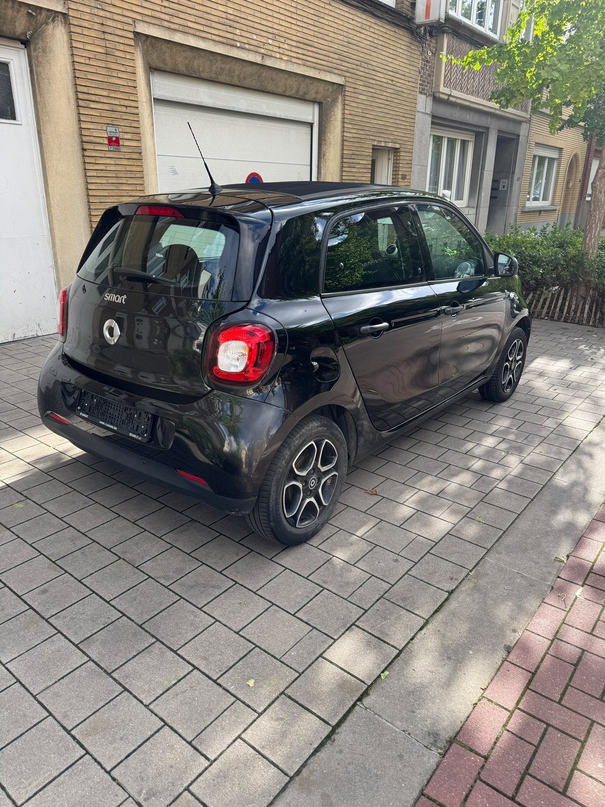 SMART FORFOUR OPENAIR CABRIOLET 2015 71CV NAVI KLIM 62000 km, Auto's, Panoramadak, Cabriolet, Zwart, Handgeschakeld