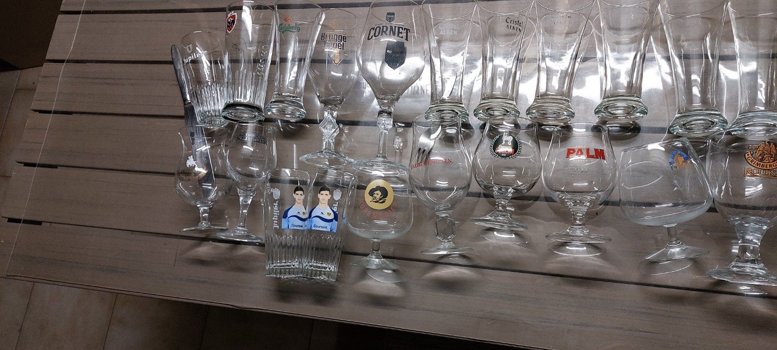Bierglazen, Collections, Enlèvement