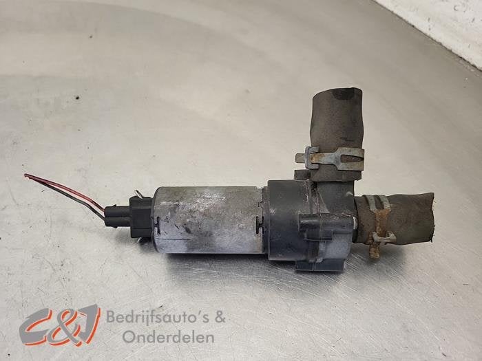 Extra waterpomp van een Volkswagen Transporter, Gebruikt, -, Volkswagen, -