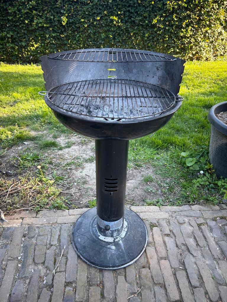 Barbecue, Tuin en Terras, Ophalen, Zo goed als nieuw