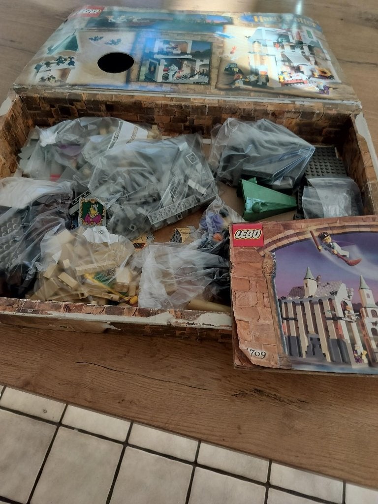 lego 4709 harry potter zweinstein kasteel, Ophalen of Verzenden, Lego, Harry Potter