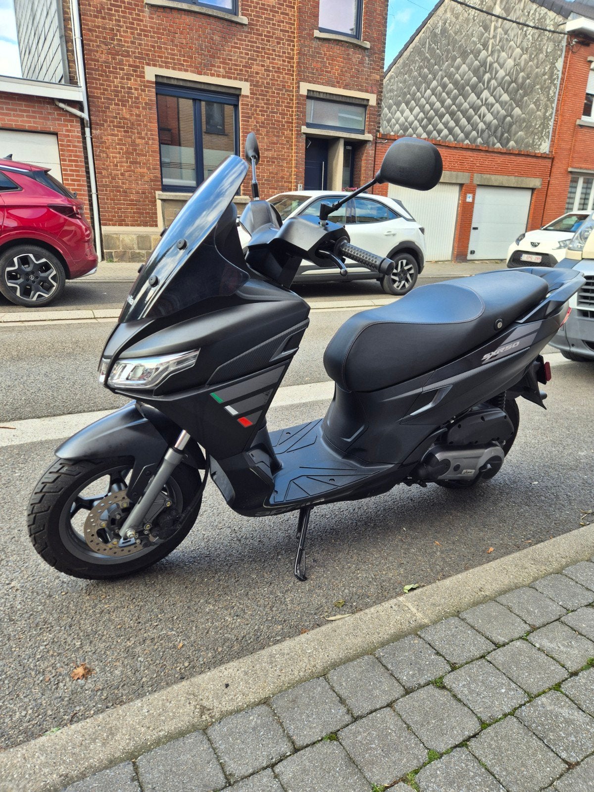 Aprilia SR 50 49cc—2023—1160 km — Onberispelijke staat, Ophalen, 49 cc, Aprilia rs 50, Benzine