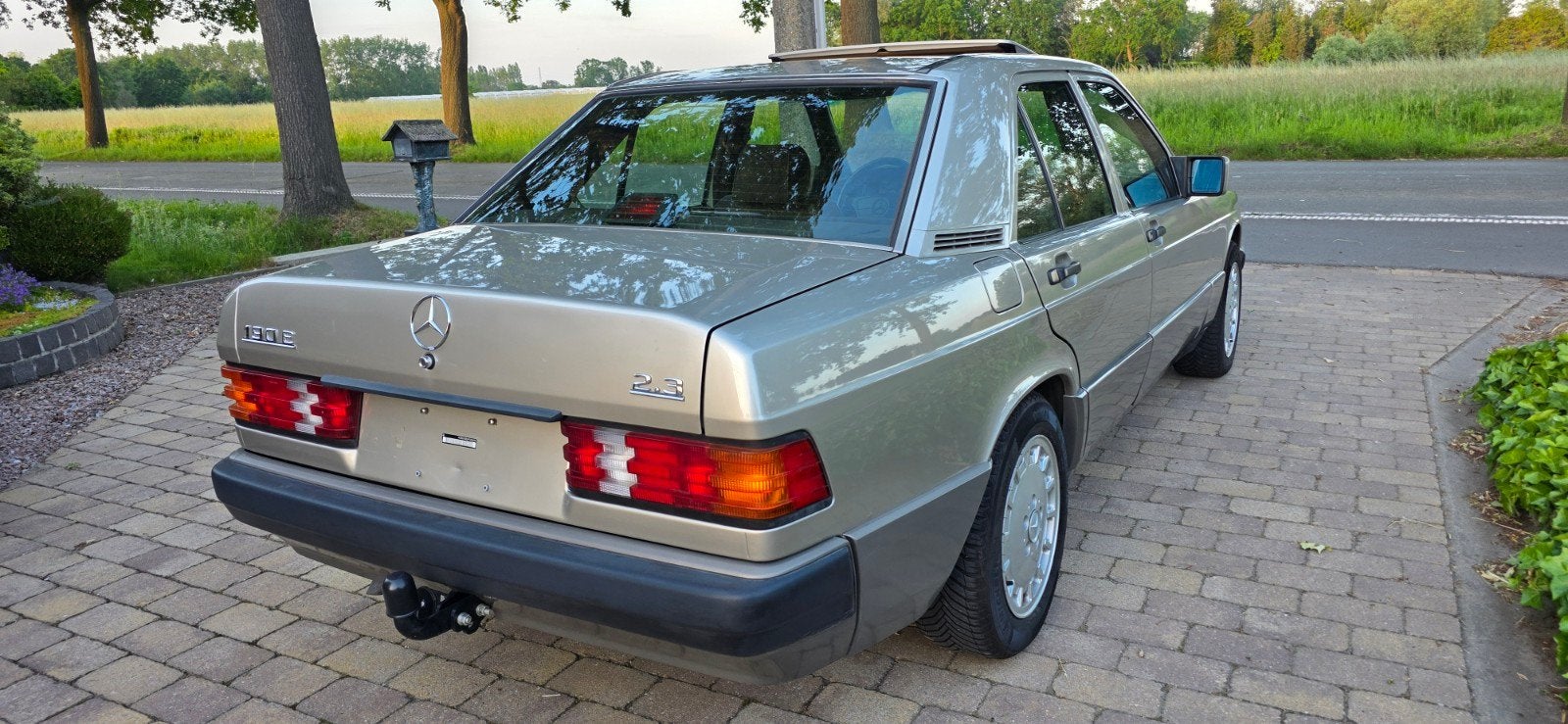 Mercedes 190E 2.3 Automaat Oldtimer met veel opties, foto 4