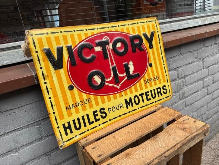 Vintage Victory Oil Reclamebord - Huiles pour Moteur, Verzamelen